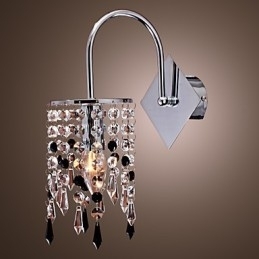 Wandlamp met elegante kristallen druppel