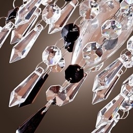 Wandlamp met elegante kristallen druppel