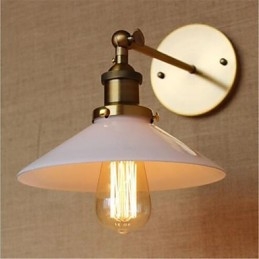 Moderne, eigentijdse, landelijke, retro, antieke messing-functie voor sfeerverlichting in ministijl