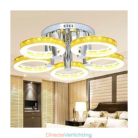 Eenvoudige kroonluchter van acryl met 5 lampen (chroomafwerking) Eenvoudige kroonluchter van acryl met 5 lampen (chroomafwerking)