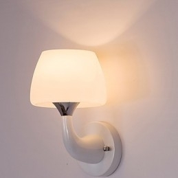 Metalen moderne eigentijdse inbouw- en plafondlamp met kenmerkende wandlampen Wandlamp