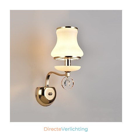 Moderne eigentijdse gegalvaniseerde functie voor wandlampen met kristalsfeerverlichting Moderne eigentijdse gegalvaniseerde functie voor wandlampen met kristalsfeerverlichting