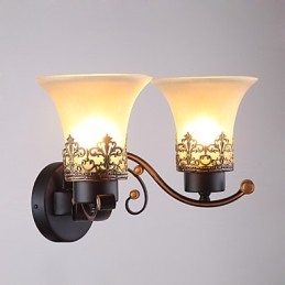 Dubbele kop Amerikaanse landelijke vintage metalen wandlamp met glas voor de kantine, woonkamer, entreehal, decoratieve wandlamp