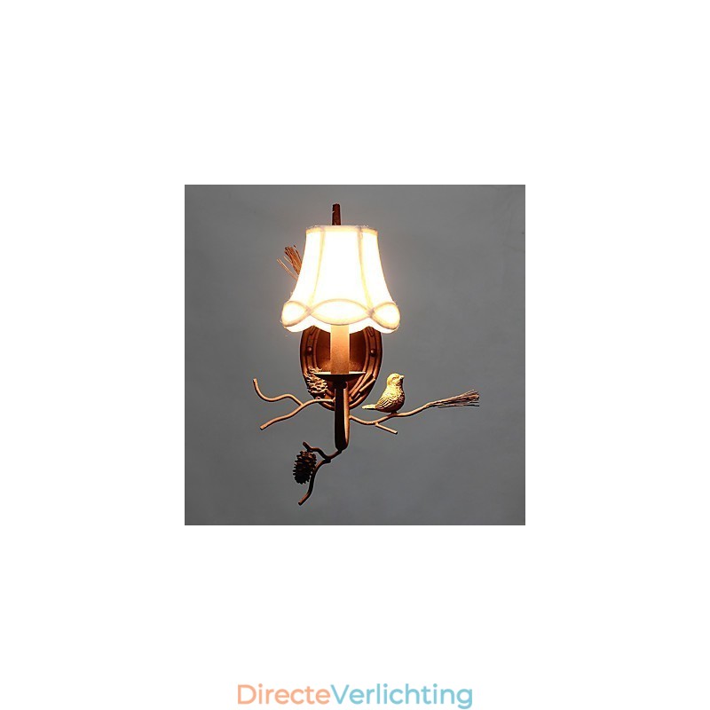 Noord-Amerikaanse vintage metalen wandlamp met harsvogel en dennenappel, geschikt voor de woonkamer/eetkamer/wandlamp