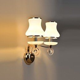 Moderne eigentijdse gegalvaniseerde functie voor wandlampen met kristalsfeerverlichting