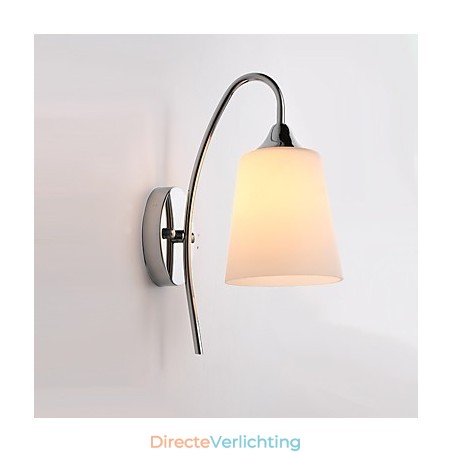 Moderne, eigentijdse, gegalvaniseerde landelijke wandlamp met sfeerverlichting Moderne, eigentijdse, gegalvaniseerde landelijke wandlamp met sfeerverlichting