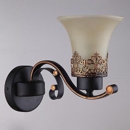 Enkele kop Amerikaanse landelijke vintage metalen wandlamp met glas voor de kantine, woonkamer, entreehal, decoratieve wandlamp