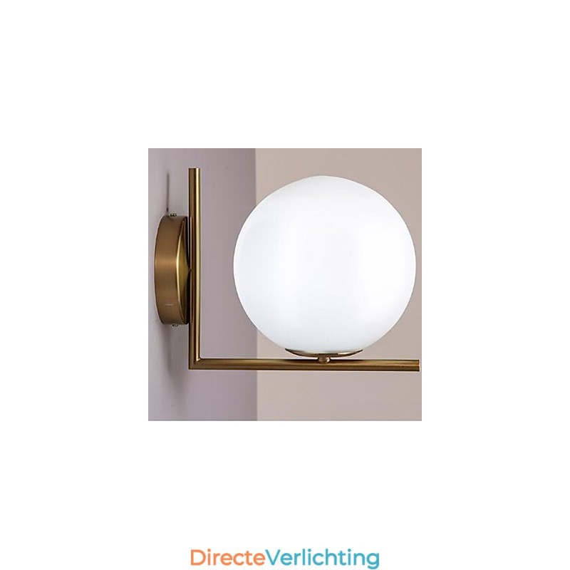 Hedendaagse en gecontracteerde glazen wandlamp, smeedijzer, individualiteit