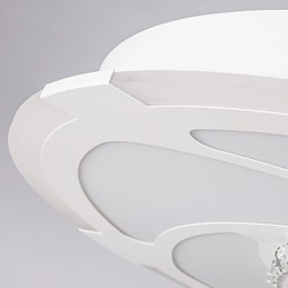 Moderne, eigentijdse metalen inbouwkast