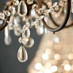 Decoratieve kroonluchter voor woninginrichting