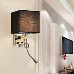 De moderne hotelkamer lezen creatieve stof gang balkon bedlamp