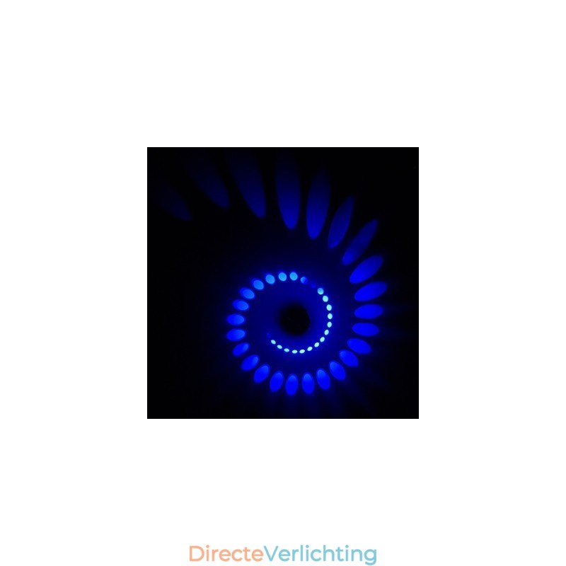 Moderne eigentijdse gegalvaniseerde functie voor omgevingslicht. Inbouw wandlamp.