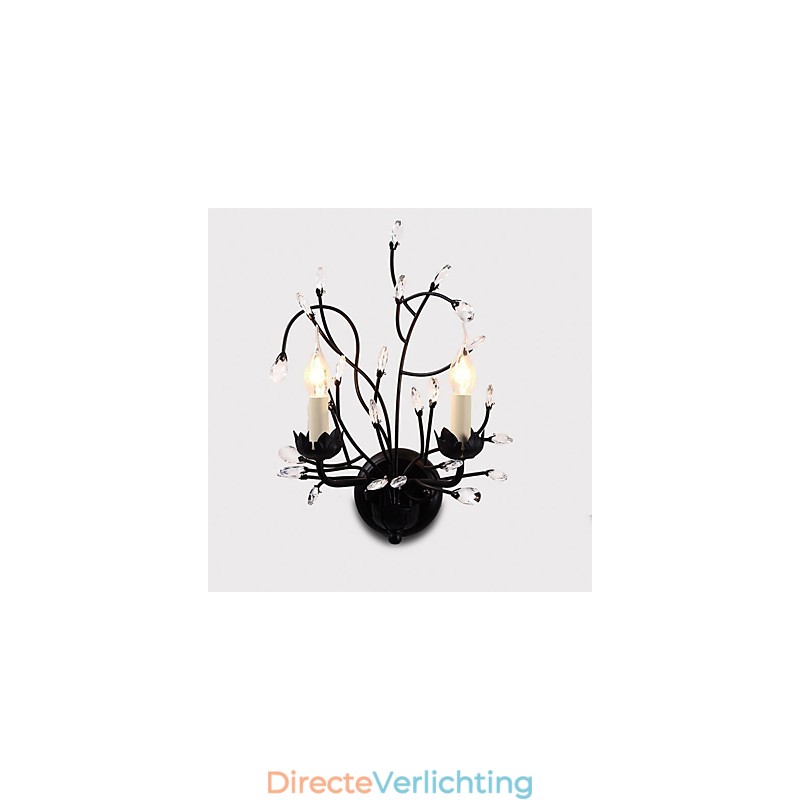 Moderne, eigentijdse, traditionele, klassieke, rustieke, landelijke schildering met kristallen verlichting