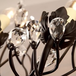 Moderne, eigentijdse, traditionele, klassieke, rustieke, landelijke schildering met kristallen verlichting