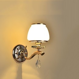 Moderne eigentijdse gegalvaniseerde functie voor wandlampen met kristalsfeerverlichting