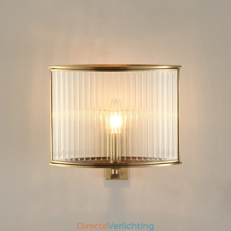Luxe rustieke retro vintage wandlamp met 1 lamp van puur messing en glazen kap