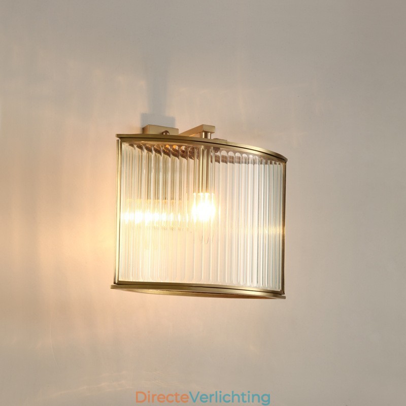 Luxe rustieke retro vintage wandlamp met 1 lamp van puur messing en glazen kap