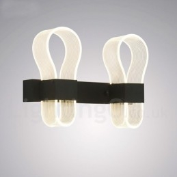 Moderne wandlamp met acryl kappen voor gangpad in slaapkamer