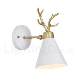 Moderne wandlamp met gewei