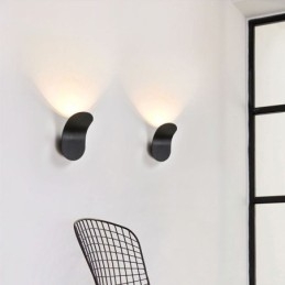 Minimalistische aluminium wandlamp