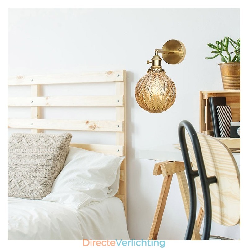 Moderne Bean Wandlamp met Bolvormige Glazen Kap
