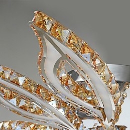 Moderne, eigentijdse metalen inbouwkast