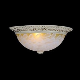 Witte plafondlamp met patroon van glashars en goudkleurig snijwerk in Europese stijl