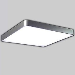 Moderne, eigentijdse metalen inbouwkast