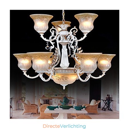 Witte kroonluchter met twaalf lampen, patroon, glazen kap, handverguld, Europees retro klassiek Witte kroonluchter met twaalf lampen, patroon, glazen kap, handverguld, Europees retro klassiek