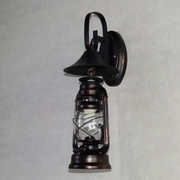 Vintage zwarte metalen lantaarn wandlamp met één licht