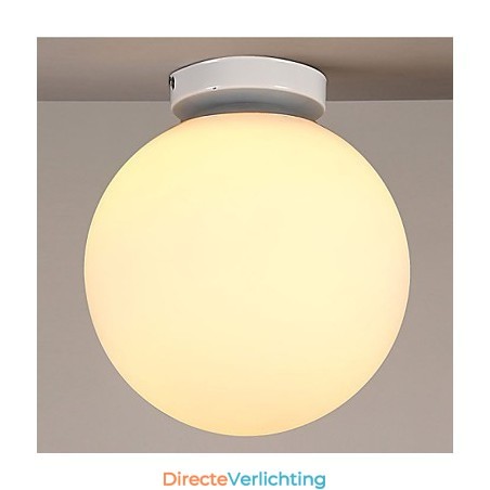 Gecontracteerde en eigentijdse witte bolvormige glazen koepellamp Gecontracteerde en eigentijdse witte bolvormige glazen koepellamp