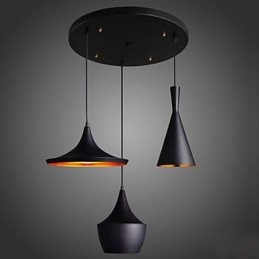 Gestroomlijnde hanglamp in zwart