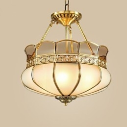 De klassieke koperen semi-plafondlamp Koperen veranda