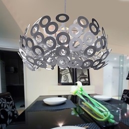 Moderne hanglamp in cirkelvormige lampenkap