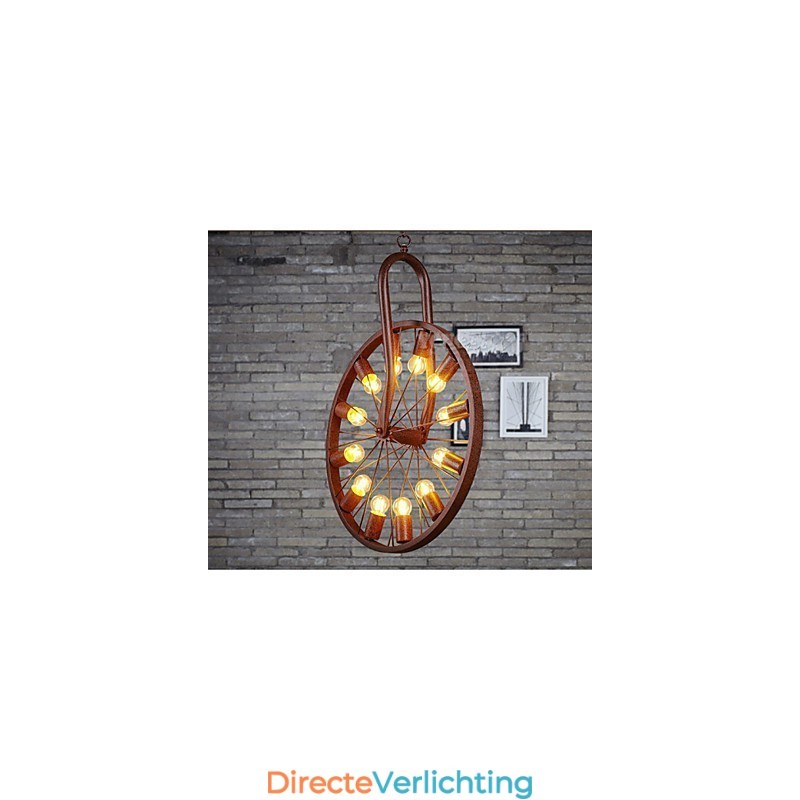Retro wiel hanglamp om de oude industriële hanglamp te maken