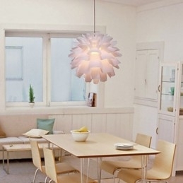 Moderne, eigentijdse retro schilderij hanglamp met wereldbol